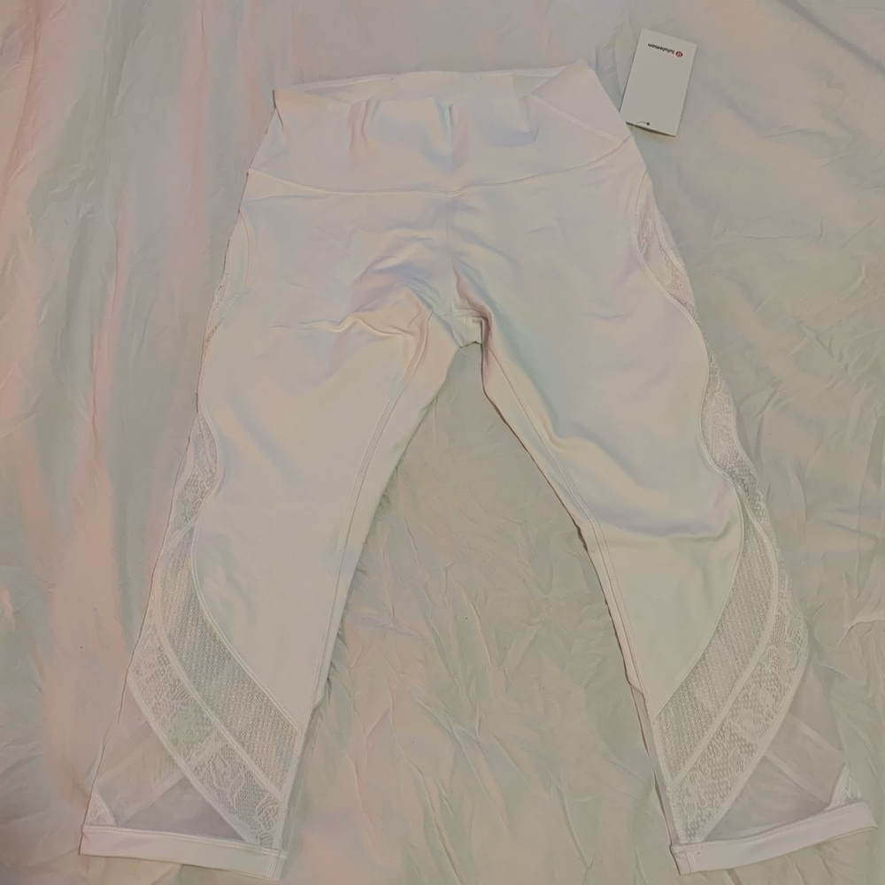 Lulu lemon size 10 white leggings